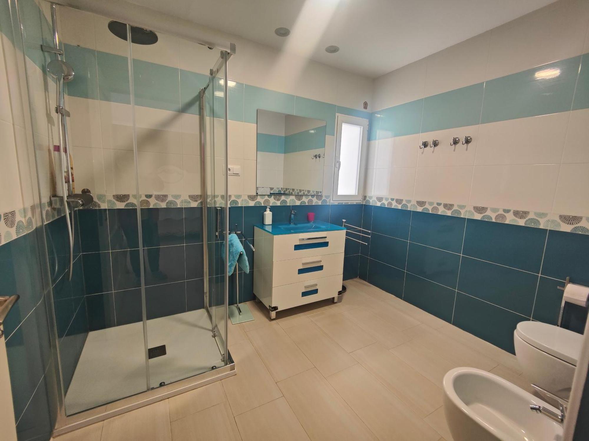 Chalet Con Piscina Y Jacuzzi En Madrid Alquila Habitaciones Algete Luaran gambar