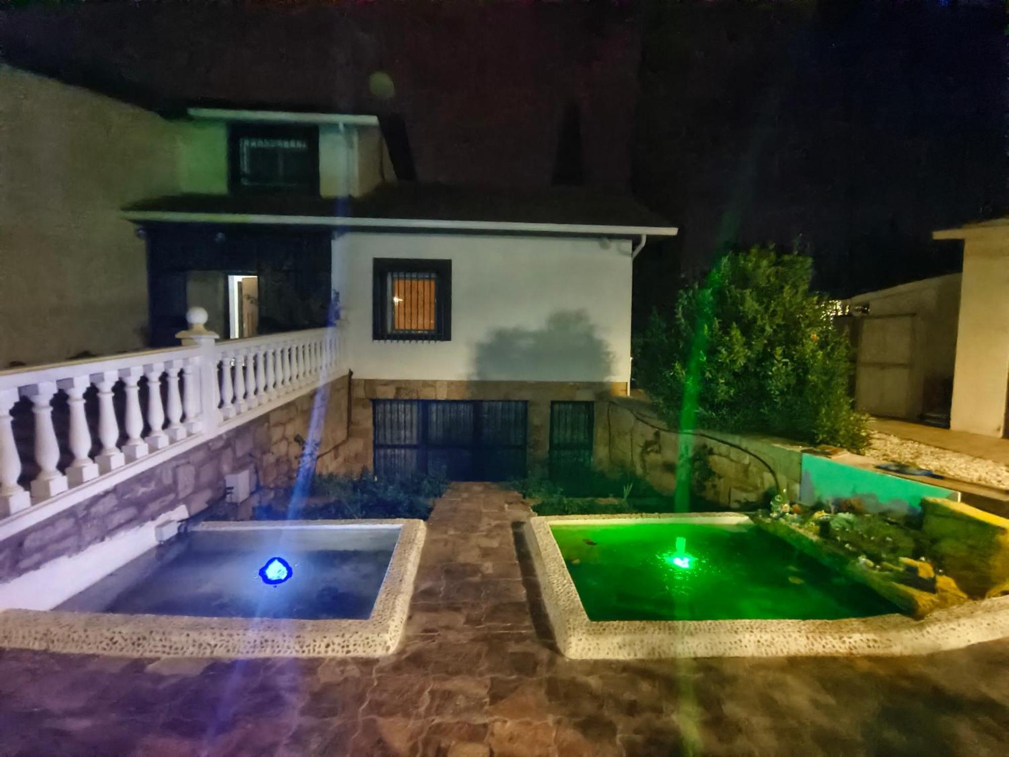 Chalet Con Piscina Y Jacuzzi En Madrid Alquila Habitaciones Algete Luaran gambar